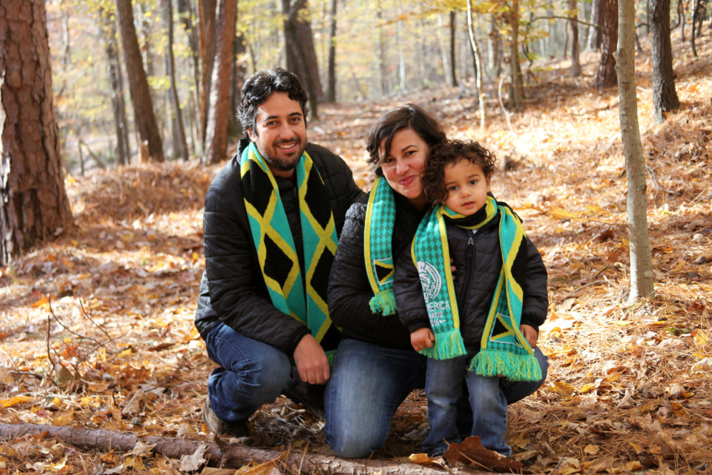 Families in the Fall portrait sessions capture great light